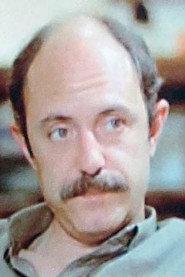 Bogdan Glishev as Chicho Mincho in Looking for a Husband for Mum 1985