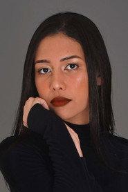 Raiany Simões as Garota in Dama Inerte 2024