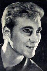 Jacques Mels as Le chanteur in Kisss..... 1971