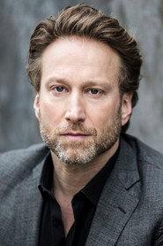 Sascha Rotermund as Self - Narrator (voice) in Sylt - Wellen, Wind und Watt 2023