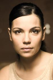 Diana Palazón as Gabriela in Mia Sarah 2006