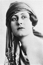 Marcia Manon as Vera in All's Fair in Love 1921