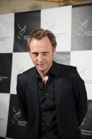 Florian Flicker as Hermes in Hund und Katz 1991