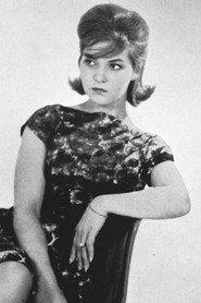 Marisa Natale as Nannarella ('Il gentil sesso") in These Mad, Mad Women 1964