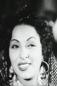Nabawya Mostafa as in Bent Al-Akaber 1953