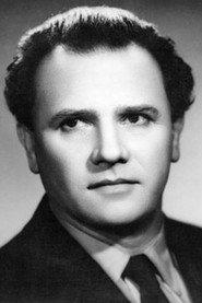Aleksandr Degtyar as Михаил Иванович in Rasteryaeva Street 1961