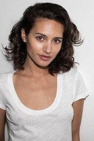 Michaela Saba as Nini in Sachertorte 2022