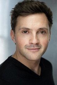Joel Rosenblatt as Mike in Cut-Out Girls 2018
