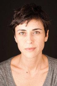 Joana Manuel as Narrator in Auto da Casa 2026