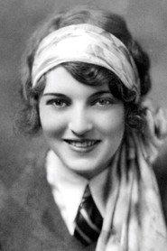 Ruth Elder as Self in Fashion News 1928
