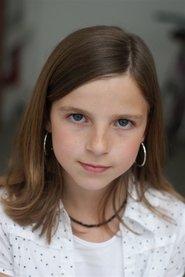 Esther Valding as Marceline Rozenberg (16 ans) in Simone: Woman of the Century 2022