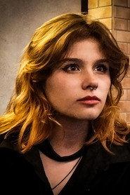 Sofia Froner Araujo as Catarina in Inconscientes 2023