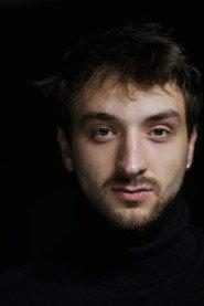 Gregor Aistleitner as Felix in Verlass mich nicht 2022