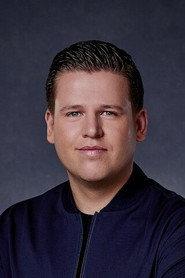 Sven Versteeg as Sven Versteeg in Snollebollekes Live in Concert 2025 2025