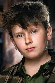 Hudson Hilbert Hensley as Dayna in Song Sung Blue 2025