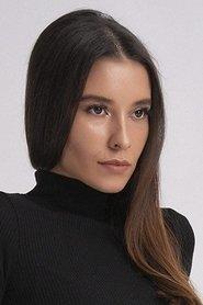Açelya Özcan as Nabat in The Mountain II 2016