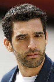Melih Özkaya as Serkan in My Treat