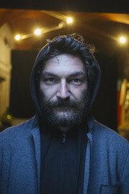 Stefano Pietro Detassis as Luca in Fra due battiti 2021