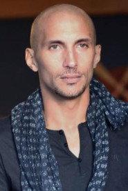 Michaël Estarque as L'Homme Inconnu in Desert Dog 2020