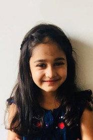 Myrah Dandekar as Anjali in Angrezi Medium 2020
