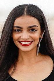 Meriem Amiar as Zouzou in EL'SARDINES 2025