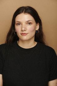Violeta Cárcova as Anto in The Astronaut Lovers 2024