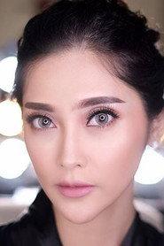 Eva Anindita as Dian in Catatan Akhir Sekolah 2005