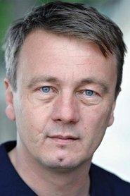 Antoine Régent as Pierre in A Truck Under Repair 2006