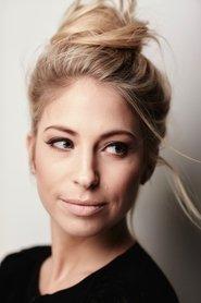 Sarah Chronis as Marleen in Heavily in Love! 2018