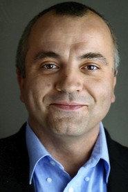 Peter Grasso as Vinnie in Eat, Drink and Be Married 2019