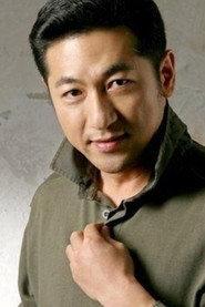 Guo Tiecheng as 二木匠 in Male Sorority Director 1999