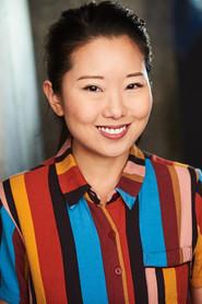 Jinny Chung as Amy Chen in The Surface 2015