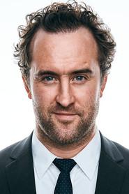 Jason Fox as Steven Gustafson in Sal 2013
