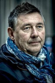 Rudi Vranckx as Narrator in De brand van Leuven 2014