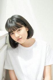 Mikuri Kiyoya as Chizuru in Swimming in a Sand Pool 2024