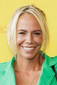 Nicolette Kluijver as Presentatrice TMA in Misfit 3: The Finale 2020