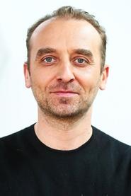 Wojciech Mecwaldowski as "Pe" in Battle of the Sexes 2011