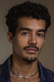 Rodrigo Carvalho as Evandro in Braza 2025