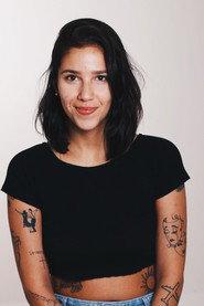 Victoria Gram as Elisa in O Apartamento 2024