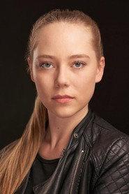 Karin Carlson as Beth in Boneless 2024