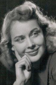 Agneta Lagerfeldt as Anne-Marie Ström in Flames in the Dark 1942