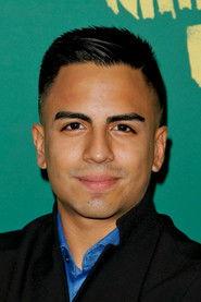 Memo Dorantes as El Gallo in El Gallo 2022