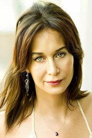 Fatoş Sılan as Nurdan in Kolpacino: Bomb 2011
