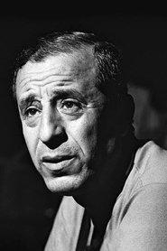 Rouiched as Hassan Terro in Hassan Terro's Escape 1974