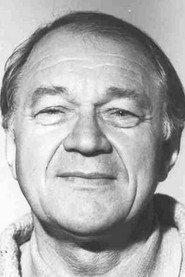 Antoni Jurasz as Konsul amerykański in Latarnik 1977