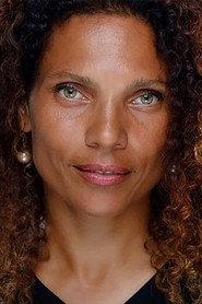 Esperanza Copini as Sara (Voice) in Buladó 2020