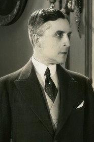 Paul Guidé as Chevalier de Lurbeck in Fan Fan the Tulip 1925
