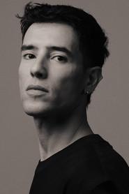 Harel Skaat as סופר סקעת in Festigal: Superheroes 2005