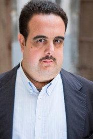 Antonio Fiorillo as Pier Vittorio in Felicissime condoglianze 2017