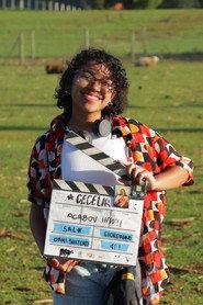Sal Galarça as Coroinha in Lembrar de Mim 2024